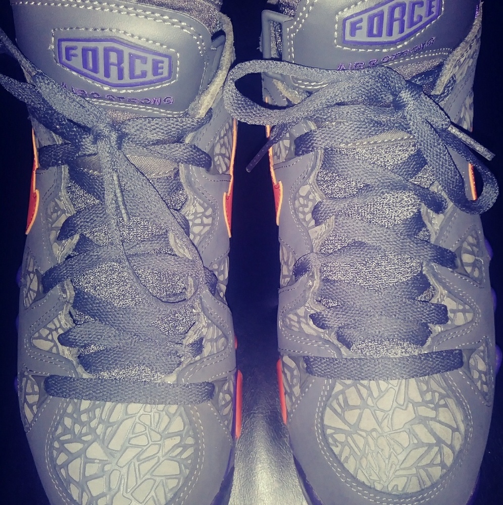 Charles Barkley Air Max Strong